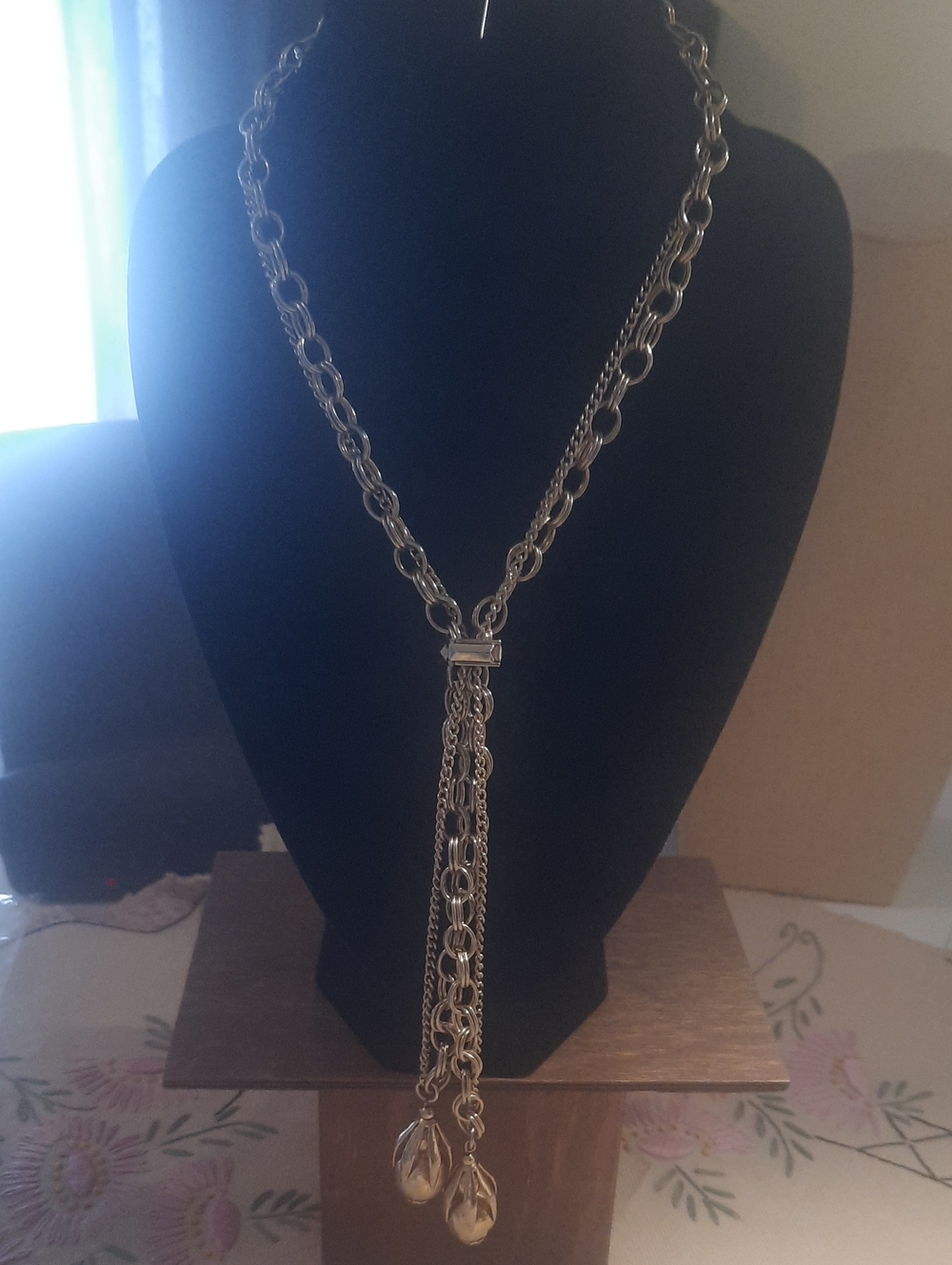 Vintage 1960's Goldtone Necklace